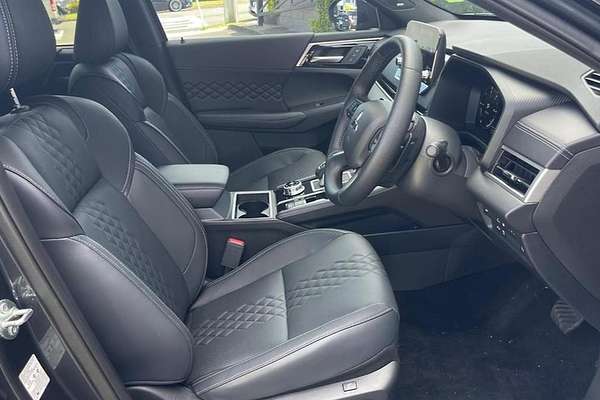 2024 Mitsubishi Outlander PHEV GSR ZM
