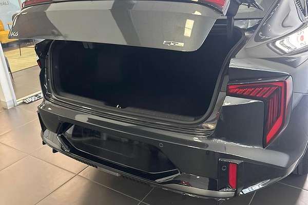2025 Kia K4 GT-Line CL4m