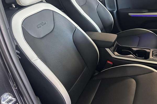 2025 Kia K4 GT-Line CL4m