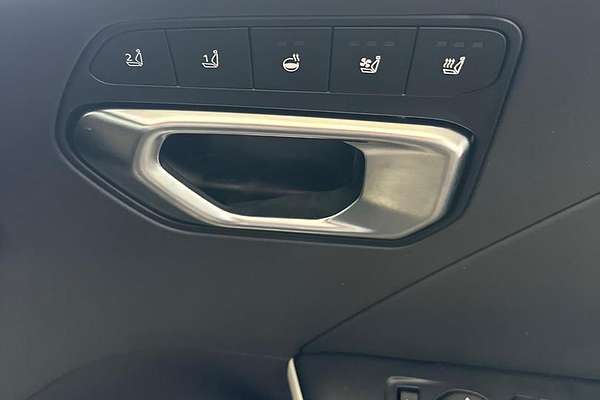 2025 Kia K4 GT-Line CL4m