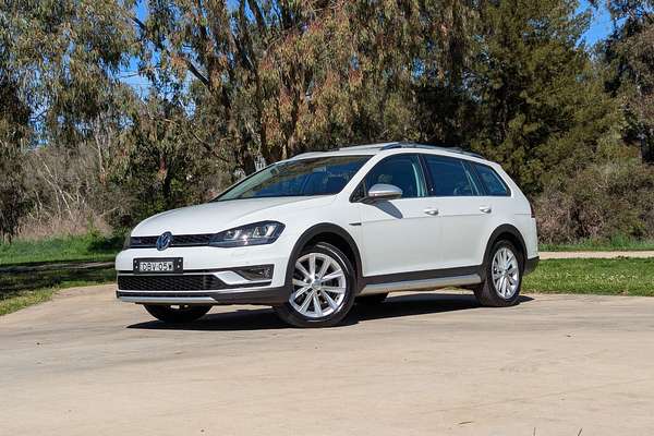 2015 Volkswagen Golf Alltrack 132TSI 7