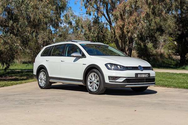 2015 Volkswagen Golf Alltrack 132TSI 7