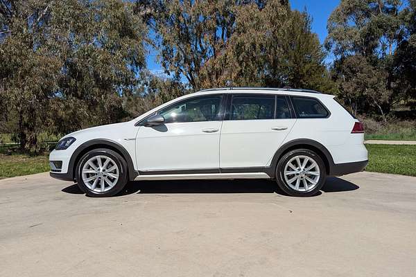 2015 Volkswagen Golf Alltrack 132TSI 7