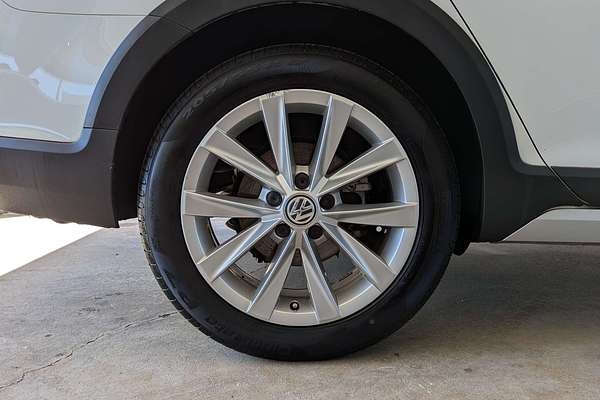 2015 Volkswagen Golf Alltrack 132TSI 7