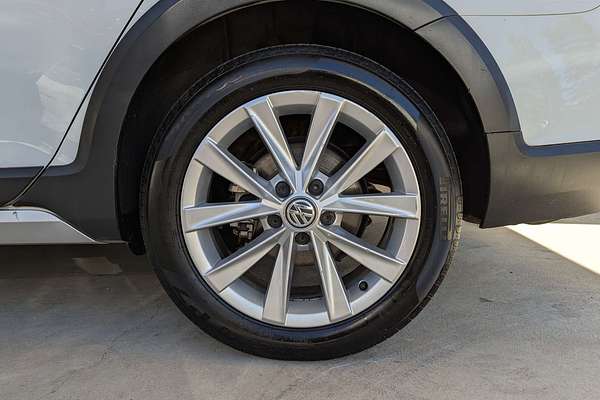 2015 Volkswagen Golf Alltrack 132TSI 7