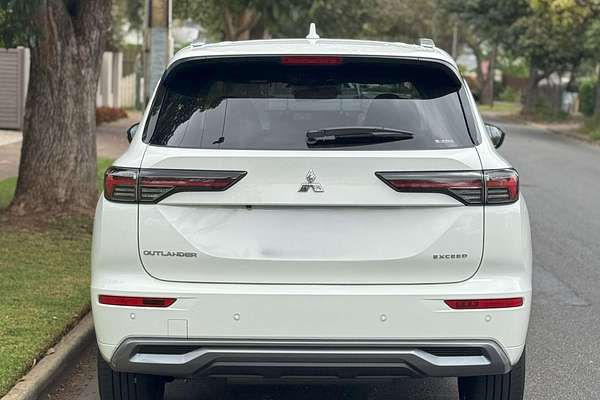 2025 Mitsubishi Outlander Exceed ZM