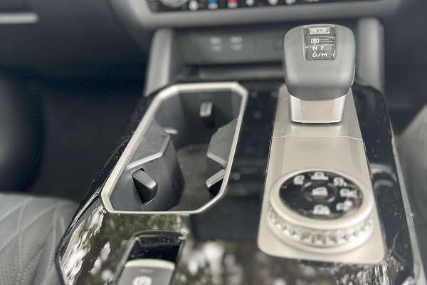 2025 Mitsubishi Outlander Exceed ZM