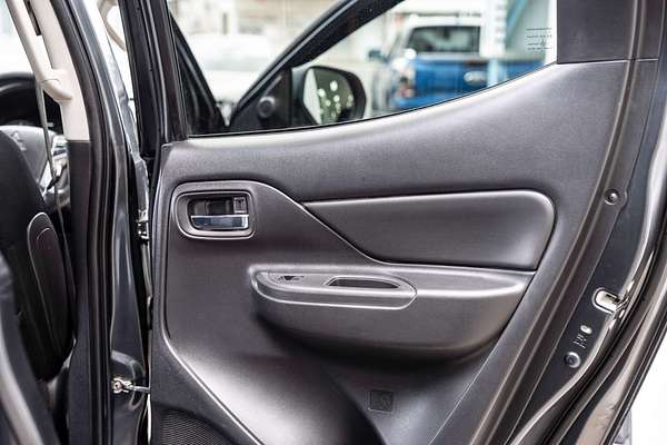 2020 Mitsubishi Triton GLX-R MR 4X4