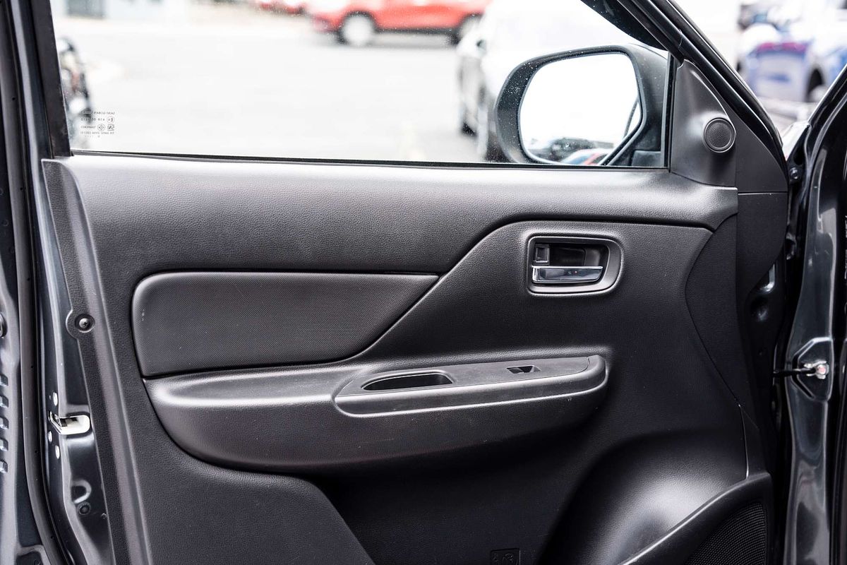 2020 Mitsubishi Triton GLX-R MR 4X4