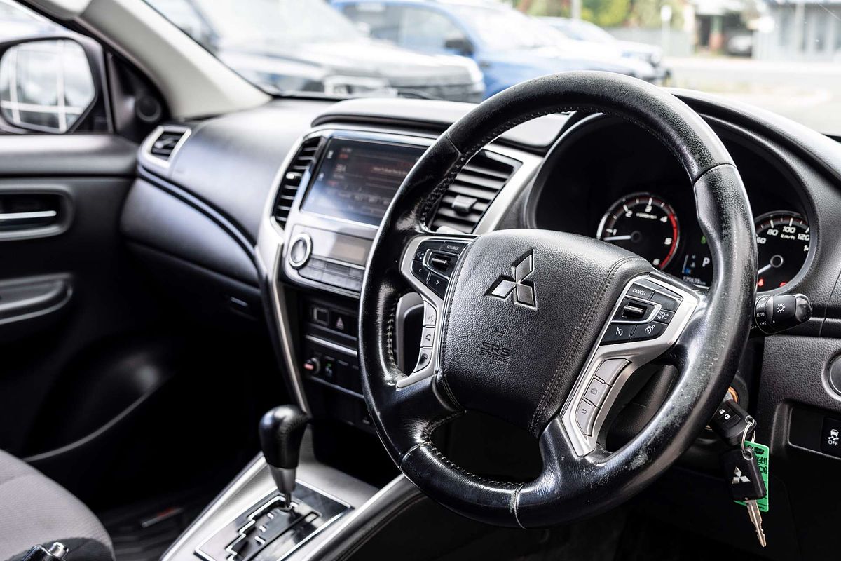 2020 Mitsubishi Triton GLX-R MR 4X4