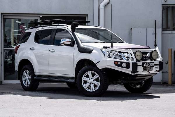 2015 Isuzu MU-X LS-T