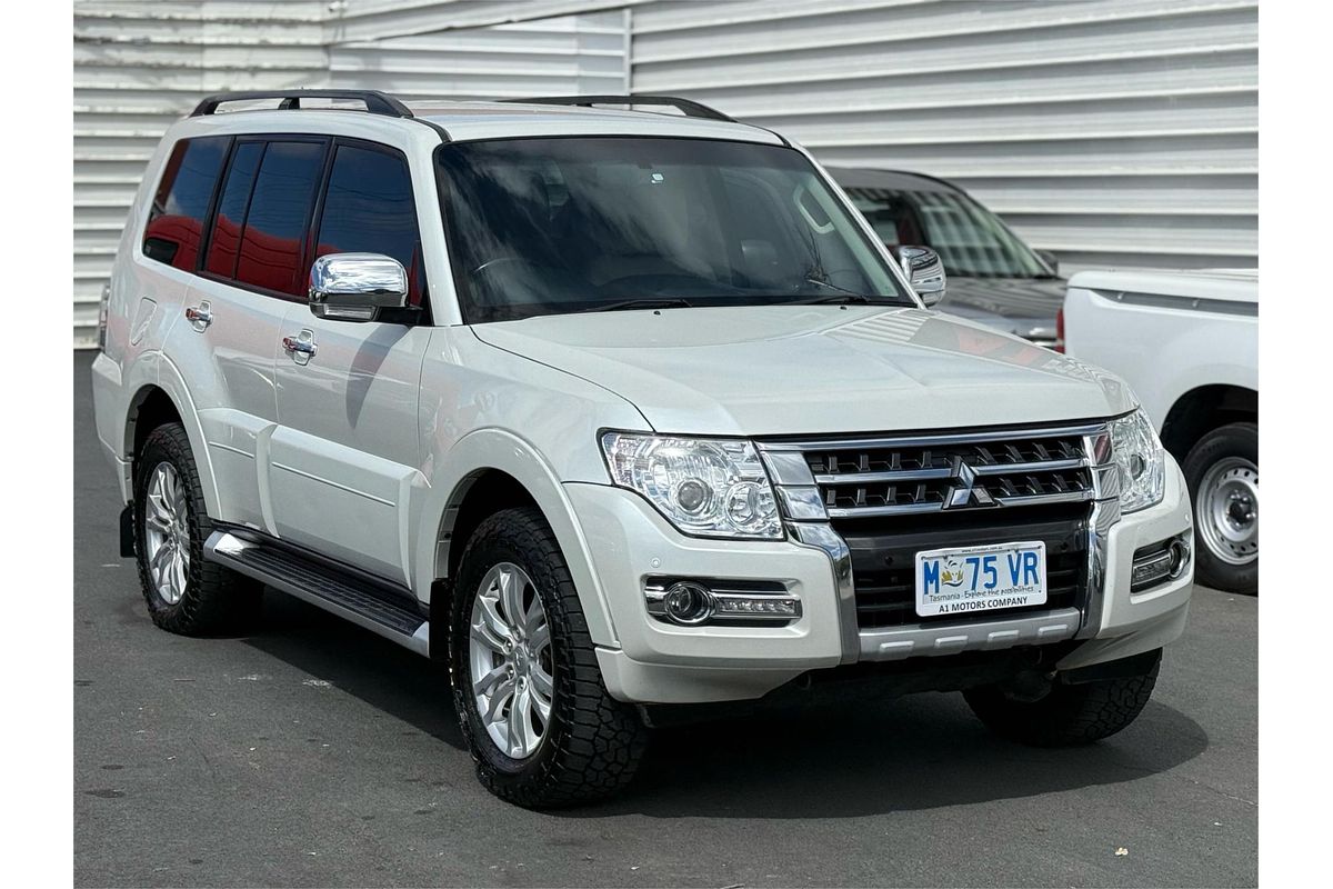 2017 Mitsubishi Pajero GLX NX