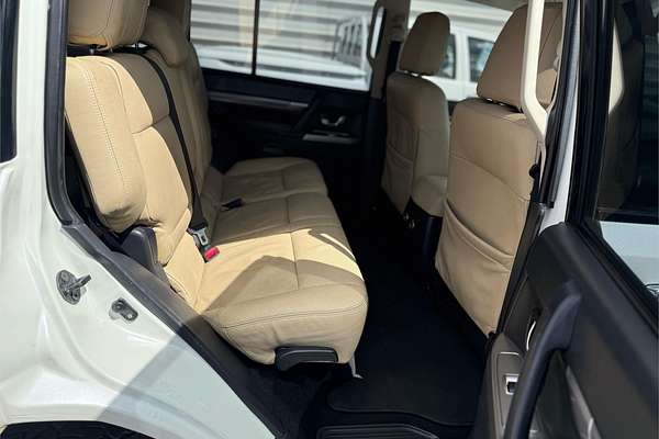 2017 Mitsubishi Pajero GLX NX