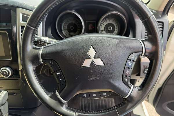 2017 Mitsubishi Pajero GLX NX