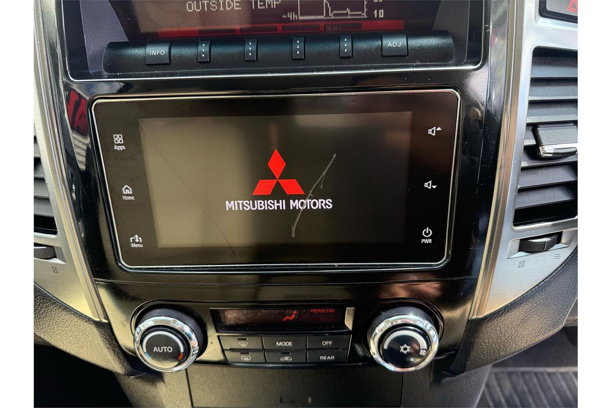 2017 Mitsubishi Pajero GLX NX
