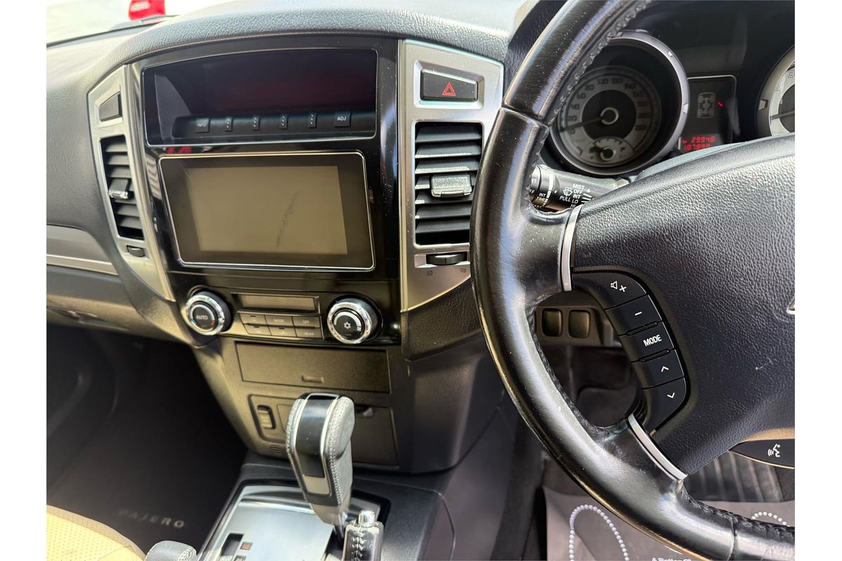 2017 Mitsubishi Pajero GLX NX