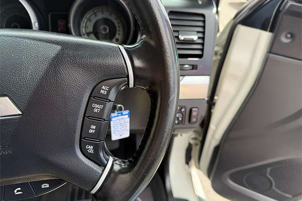 2017 Mitsubishi Pajero GLX NX