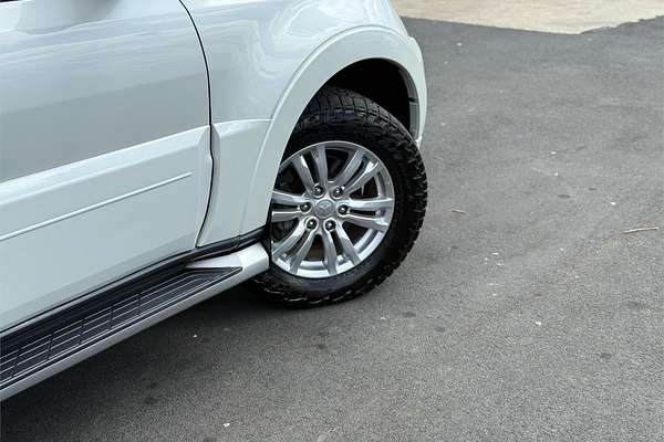 2017 Mitsubishi Pajero GLX NX