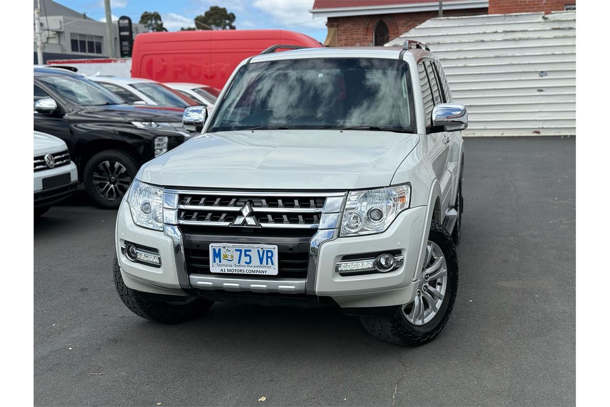 2017 Mitsubishi Pajero GLX NX