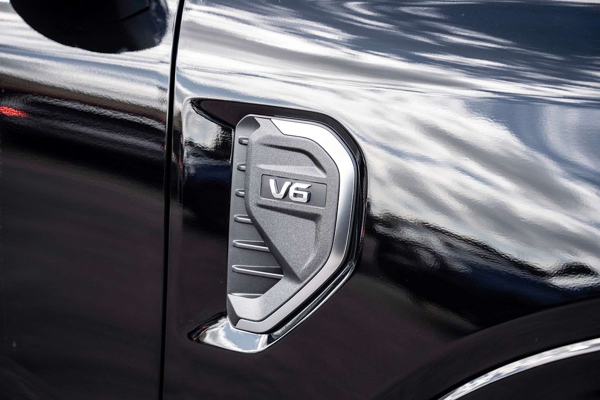 2025 Ford Ranger Platinum 4X4 3.0L