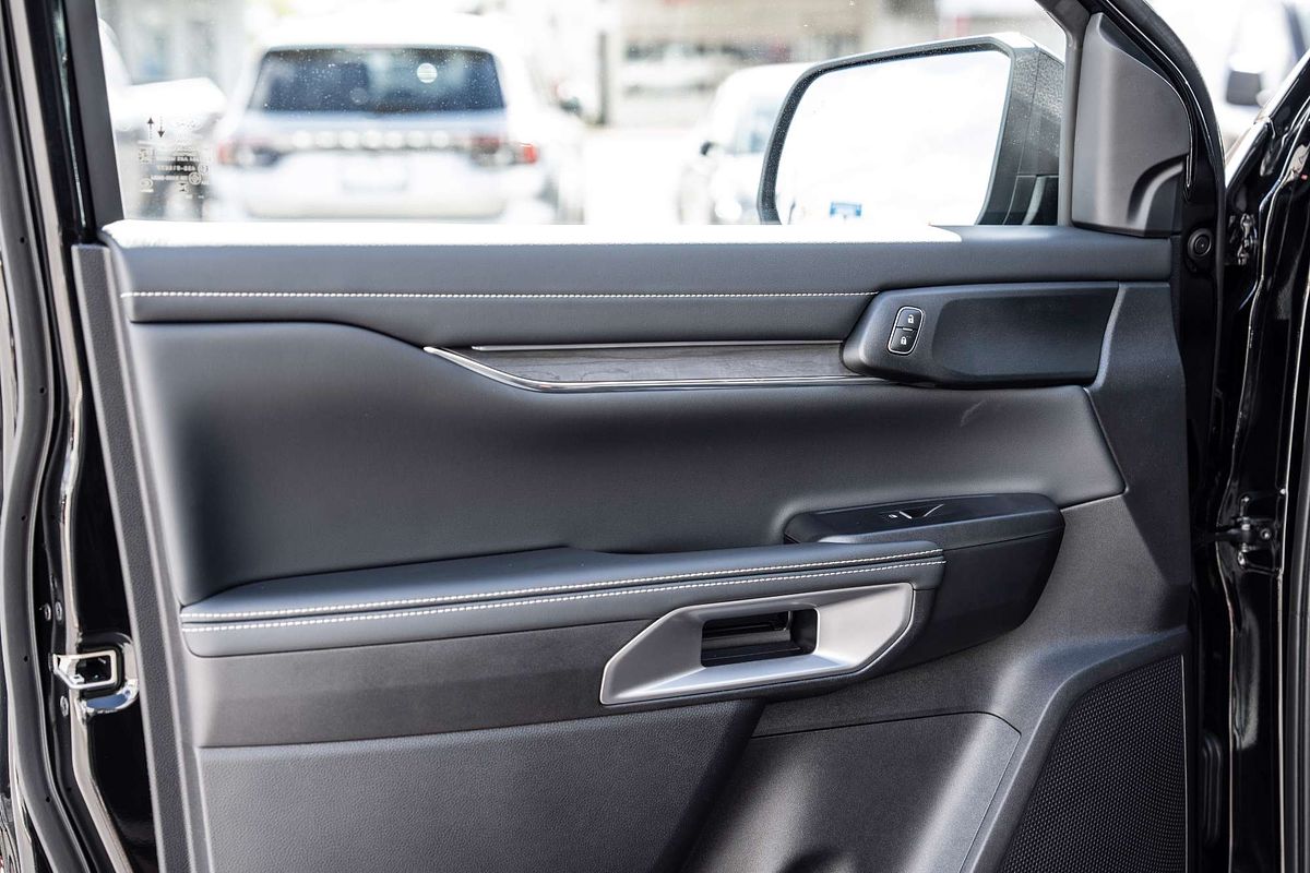 2025 Ford Ranger Platinum 4X4 3.0L