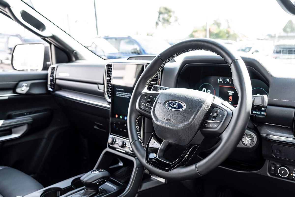 2025 Ford Ranger Platinum 4X4 3.0L