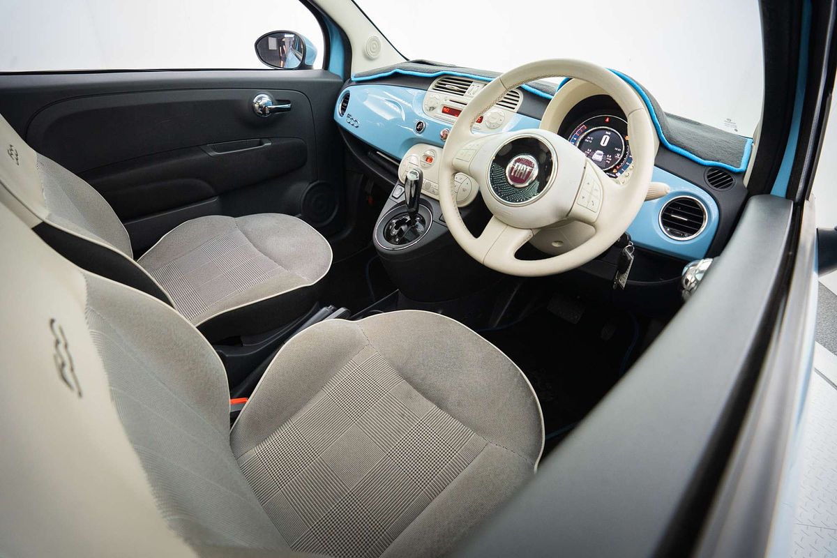 2015 Fiat 500 Lounge Series 3