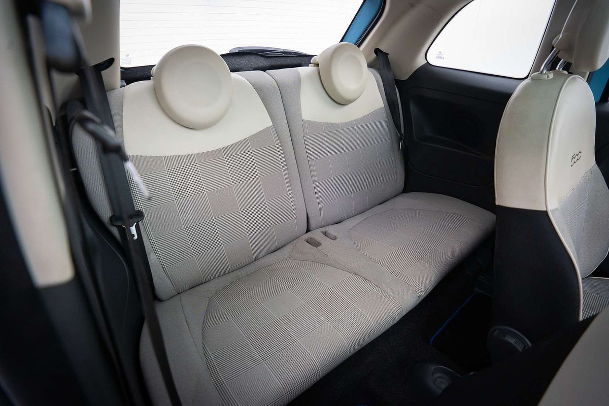 2015 Fiat 500 Lounge Series 3