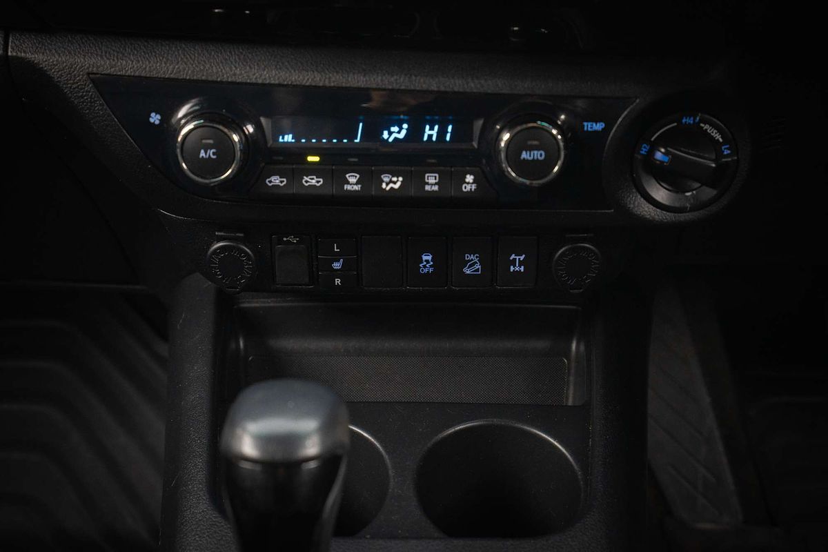 2018 Toyota Hilux Rugged X GUN126R 4X4