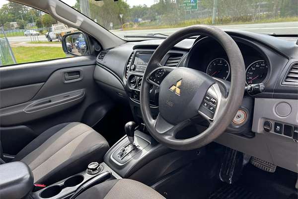 2015 Mitsubishi Triton GLX MQ 4X4