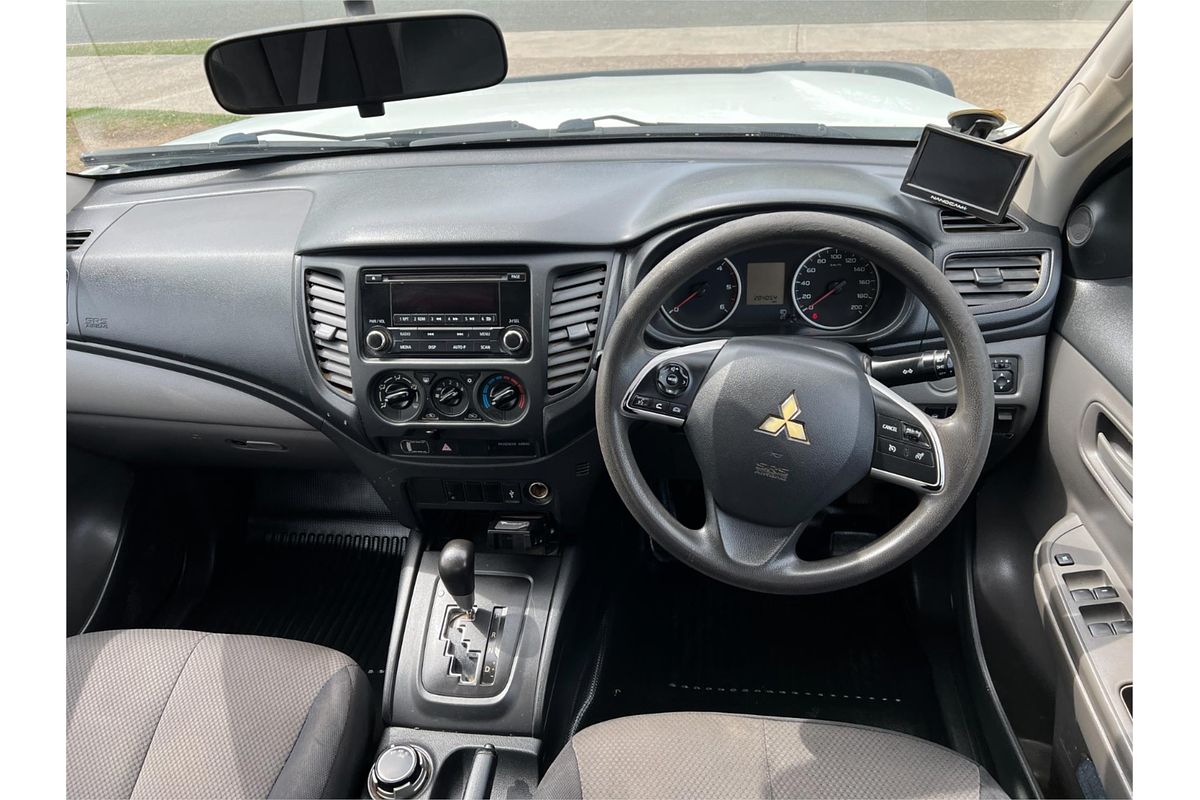 2015 Mitsubishi Triton GLX MQ 4X4