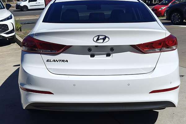 2018 Hyundai Elantra Elite AD