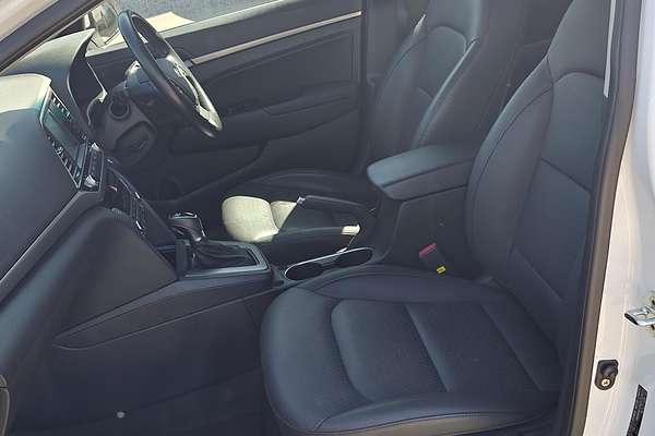 2018 Hyundai Elantra Elite AD