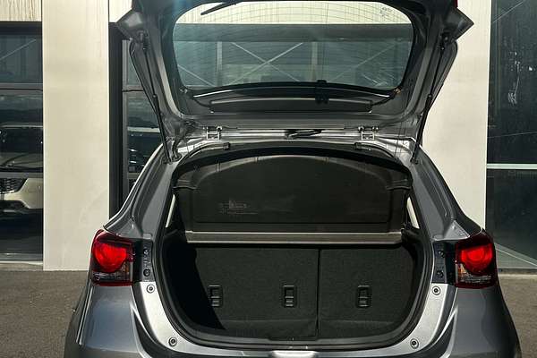 2025 Mazda 2 G15 Evolve DJ Series
