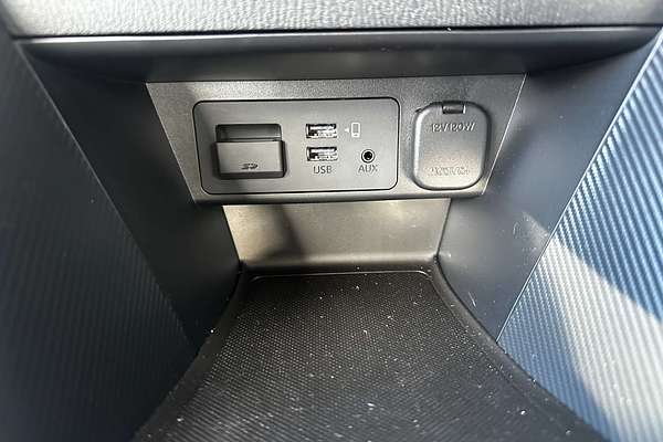 2025 Mazda 2 G15 Evolve DJ Series