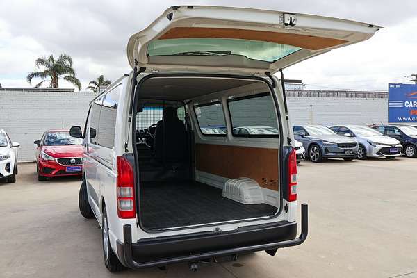2015 Toyota Hiace KDH201R LWB