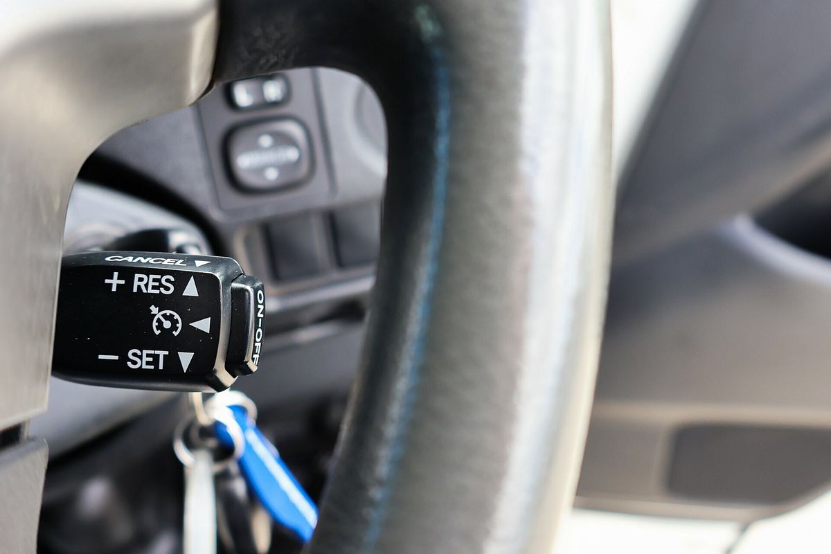 2015 Toyota Hiace KDH201R LWB