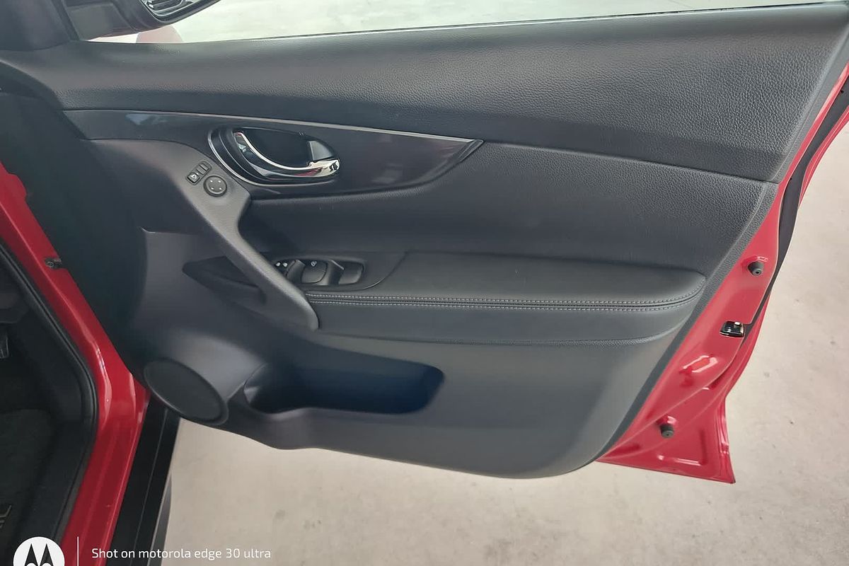 2017 Nissan X-TRAIL ST T32