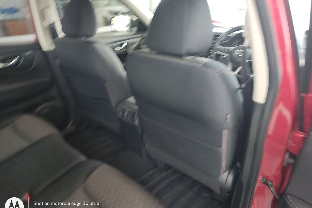 2017 Nissan X-TRAIL ST T32