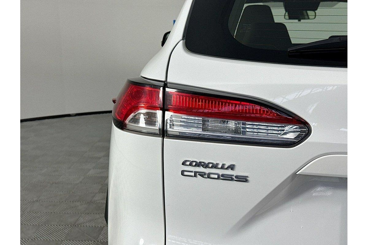 2024 Toyota Corolla Cross GX MXGH10R