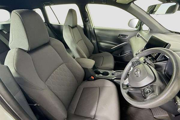 2024 Toyota Corolla Cross GX MXGH10R