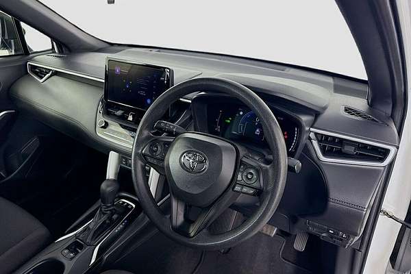 2024 Toyota Corolla Cross GX MXGH10R