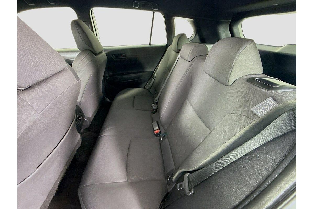 2024 Toyota Corolla Cross GX MXGH10R