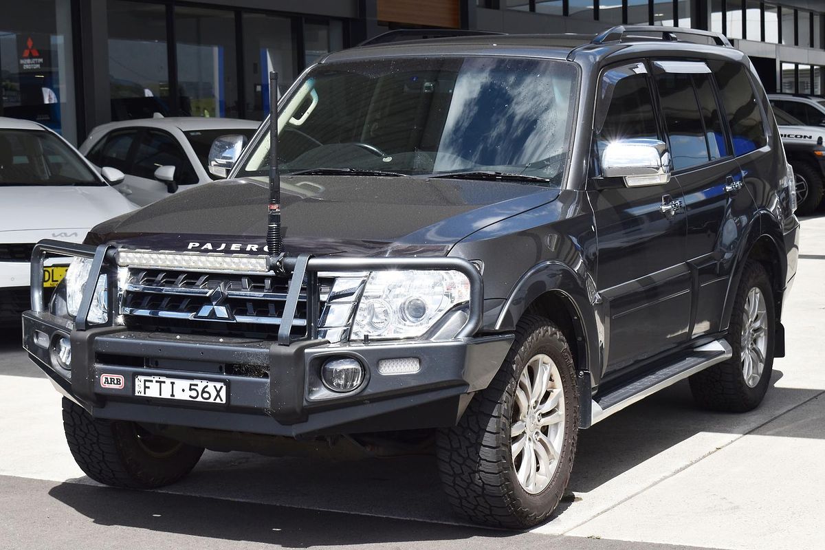 2019 Mitsubishi Pajero GLS NX