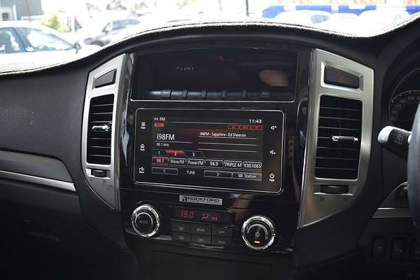 2019 Mitsubishi Pajero GLS NX