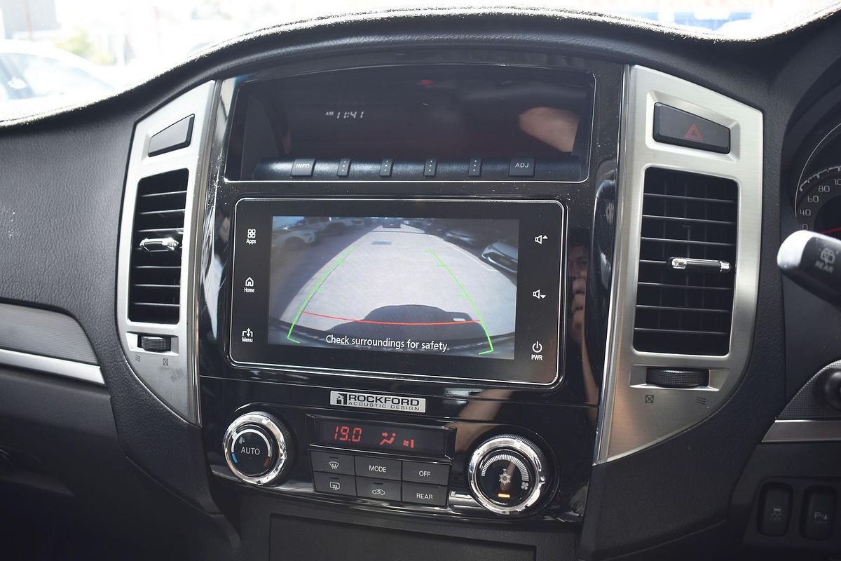 2019 Mitsubishi Pajero GLS NX