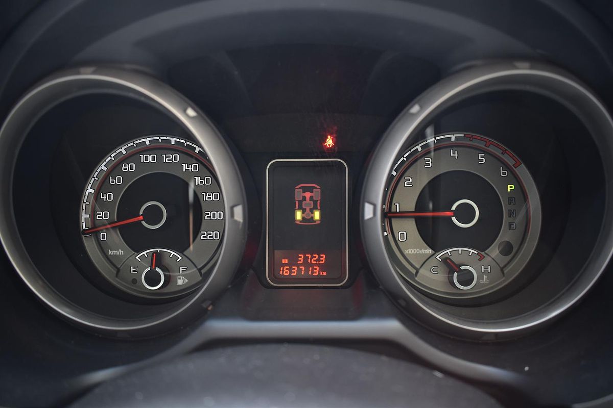2019 Mitsubishi Pajero GLS NX