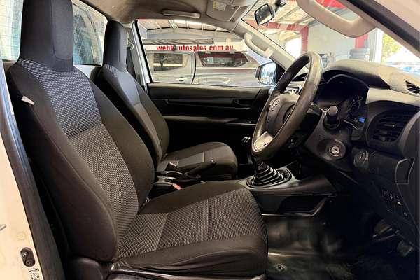 2016 Toyota Hilux Workmate GUN122R Rear Wheel Drive