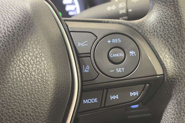 2021 Toyota Camry Ascent AXVH70R