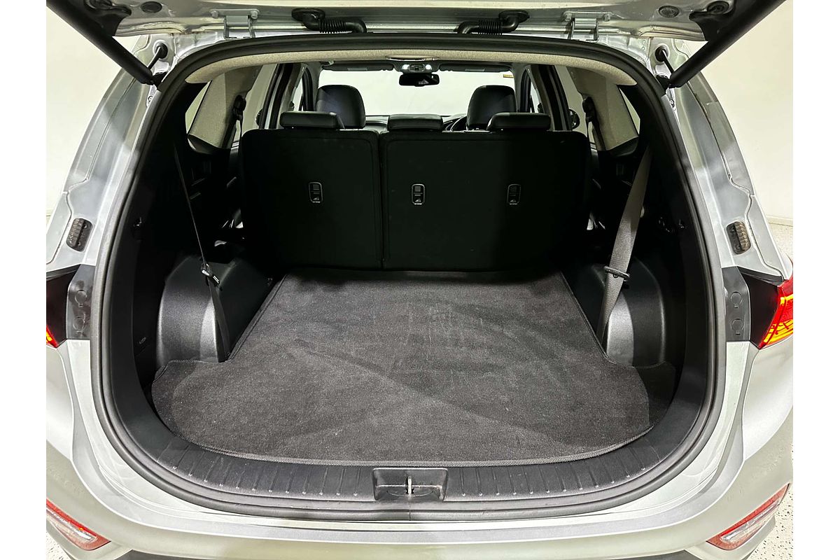 2020 Hyundai Santa Fe Highlander TM.2
